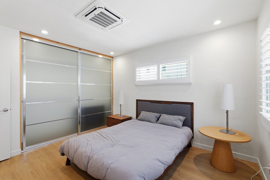 More Photos Of 5236 Bellingham Ave, Valley Village Apartments For Sale