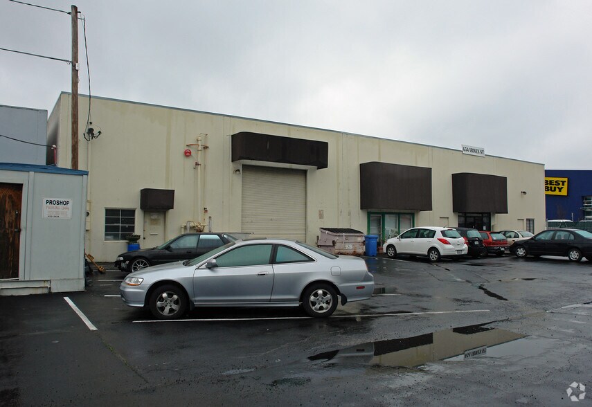 More Photos Of 654 Irwin St, San Rafael Service For Lease