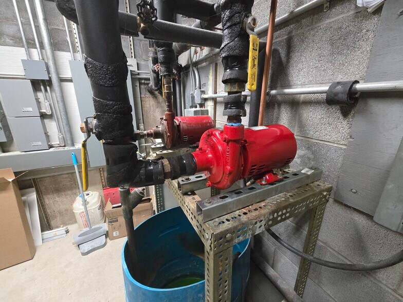 More Photos Of 37 Mill Creek, East Stroudsburg Office For Sale