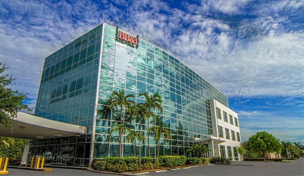 More Photos Of 2500 NW 107th Ave, Miami Office For Sale