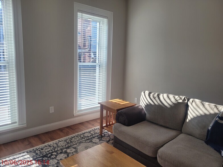 More Photos Of 121 S Main St, Alburtis Apartments For Lease