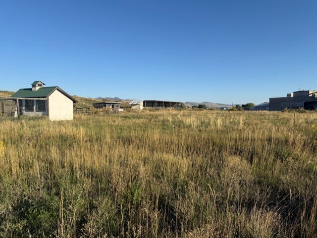 More Photos Of 4629 N Overland Trl, Laporte Unknown For Lease