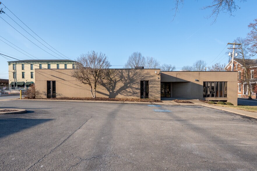 More Photos Of 600 Ligonier St, Latrobe Medical For Sale