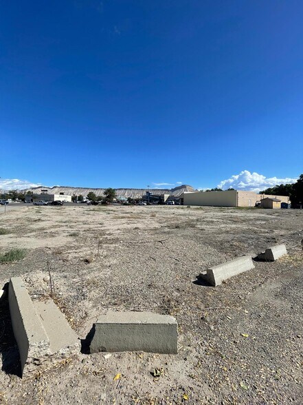 More Photos Of 3225 I-70 Business Loop, Clifton Land For Sale