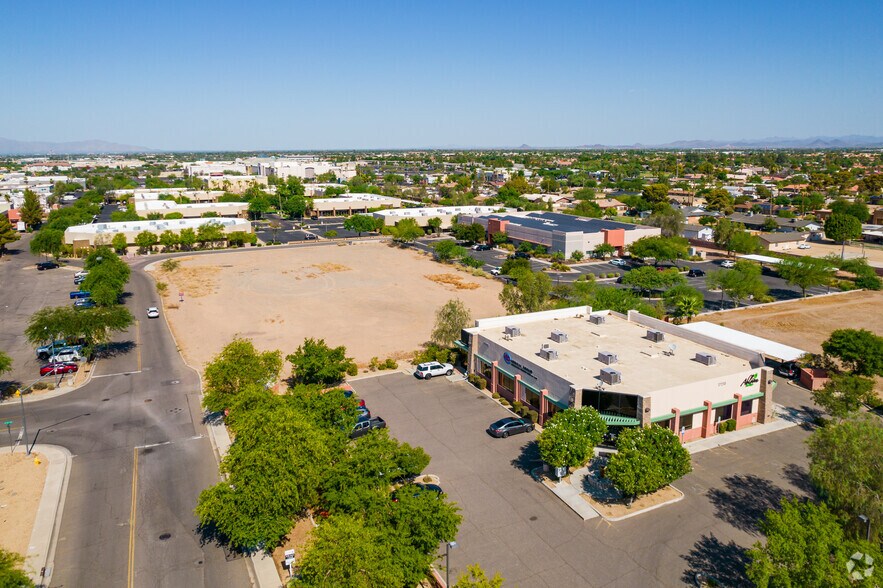 More Photos Of 17218 N 72nd Dr, Glendale Medical For Lease