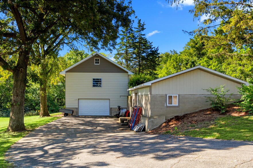 More Photos Of 8508 Il Route 120, Woodstock Specialty For Sale