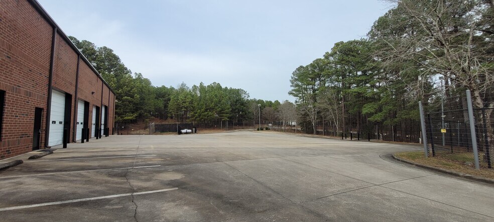 More Photos Of 111 First Flight Ln, Morrisville Service For Lease