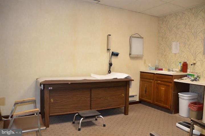 More Photos Of 101 Mill Creek Ave, Pottsville Flex For Sale