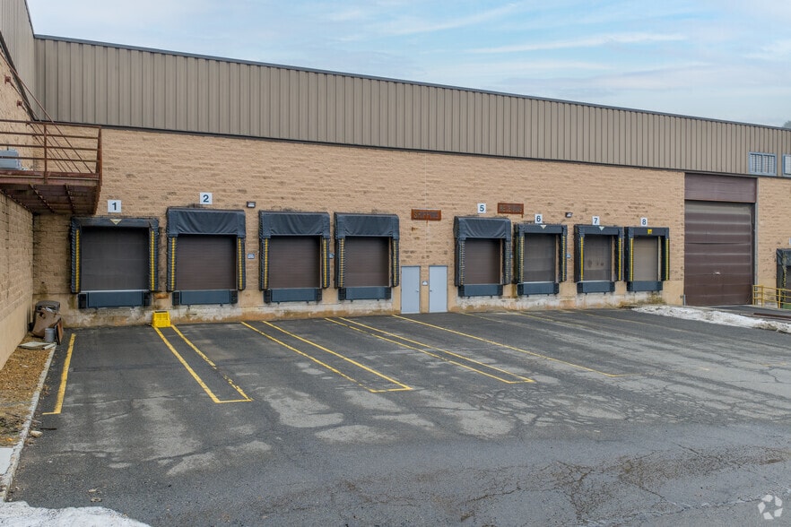 More Photos Of 100 Readington Rd, Branchburg Manufacturing For Lease