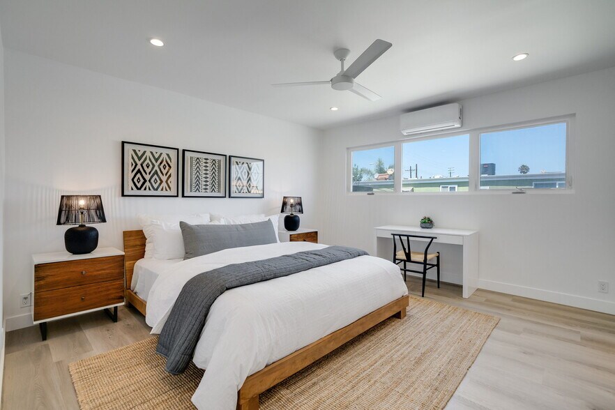 More Photos Of 2602 Pacific Ave, Venice Apartments For Sale