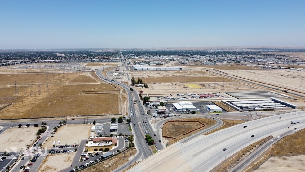 More Photos Of 1614 Coffee Rd, Bakersfield Land For Sale