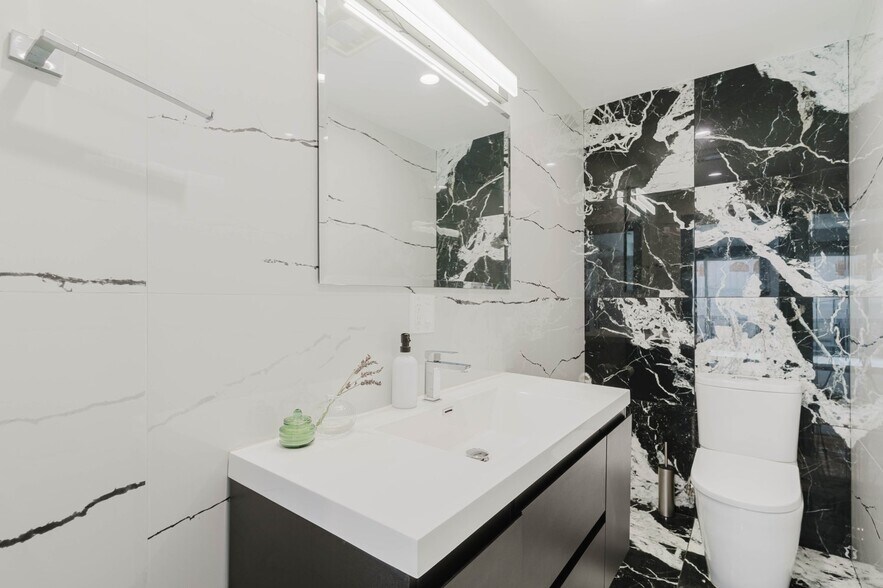 More Photos Of 4405 Ventura Canyon Ave, Sherman Oaks Apartments For Sale