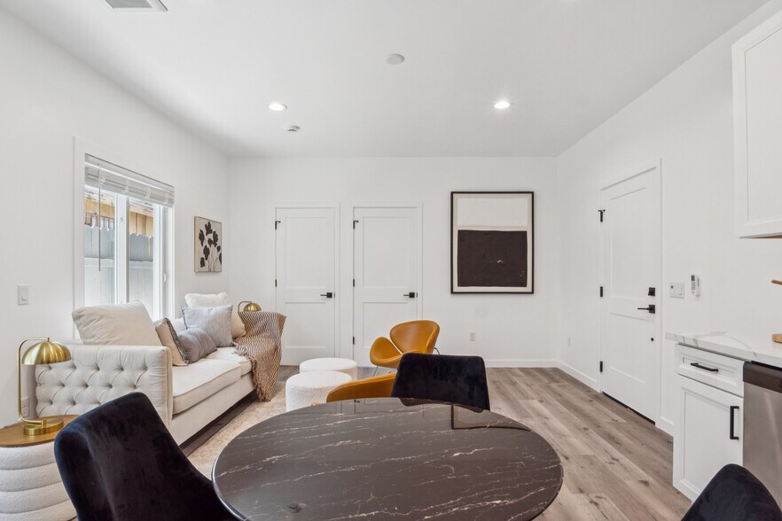 More Photos Of 2949-2957 Kalmia St, San Diego Apartments For Sale