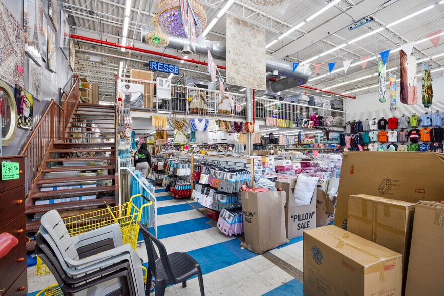 More Photos Of 1412 Jerome Ave, Bronx Daycare Center For Lease