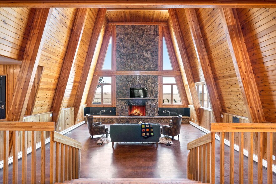 More Photos Of 13231 Dillon St, Brighton Specialty For Sale