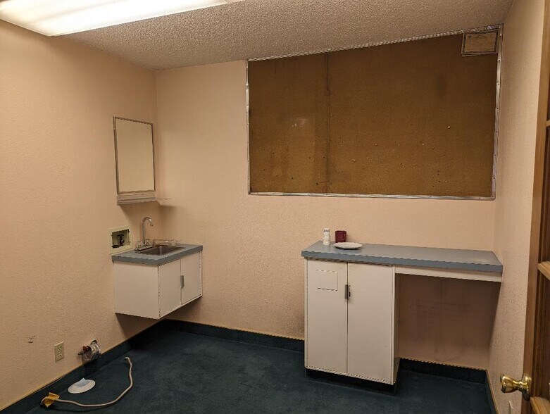 More Photos Of 840 I St, Sparks Medical For Lease