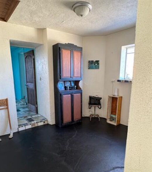 More Photos Of 1133 Grand Ave, Las Vegas Office Residential For Sale