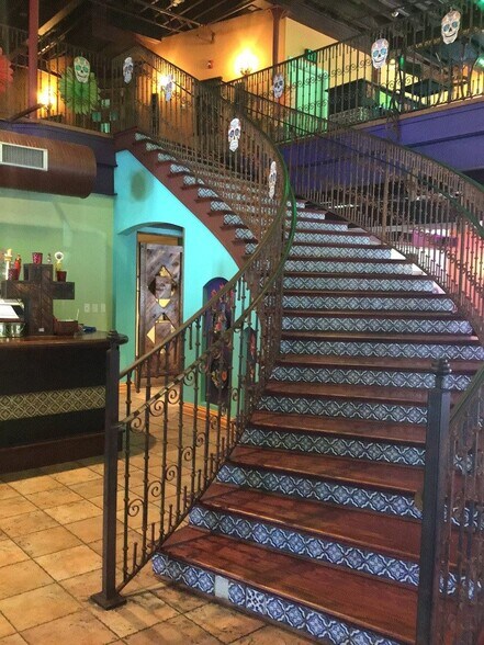 More Photos Of 325 State St, Schenectady Restaurant For Sale