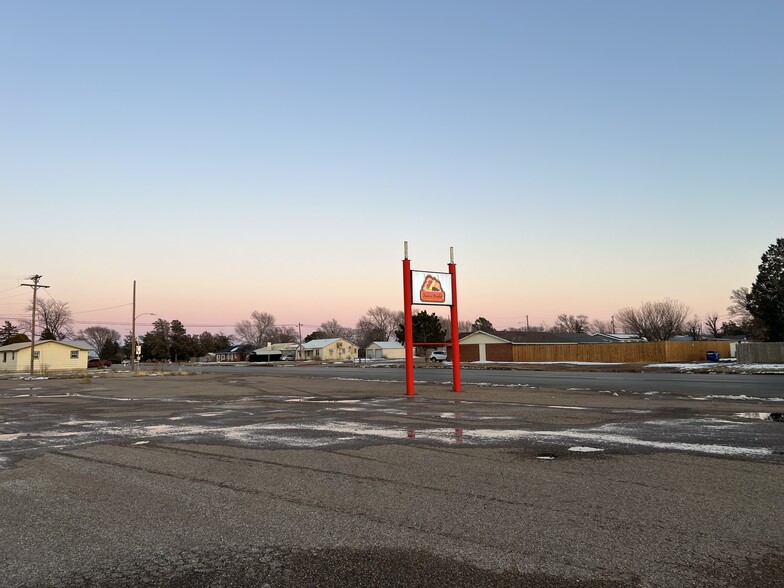 Primary Photo Of 800 TX-86, Bovina Supermarket For Sale