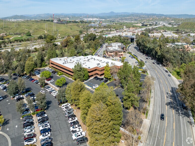 More Photos Of 27201 Tourney Rd, Valencia Medical For Lease
