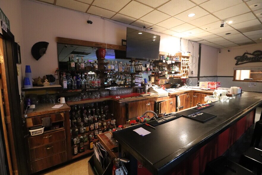 More Photos Of 2425 Oak St, Baker City Restaurant For Sale