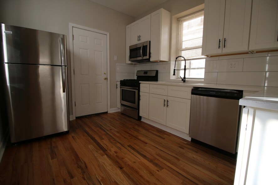 Primary Photo Of 4830 N Drake Ave, Chicago Apartments For Sale