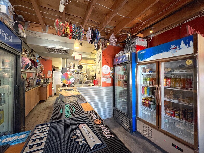 More Photos Of 26-30 S San Francisco St, Flagstaff Storefront Retail Office For Lease