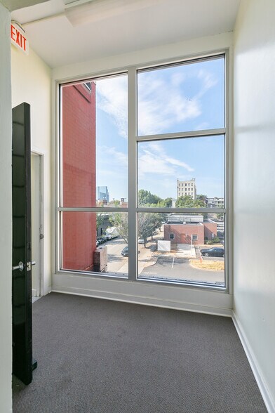 More Photos Of 119-123 E Broad St, Richmond Apartments For Sale