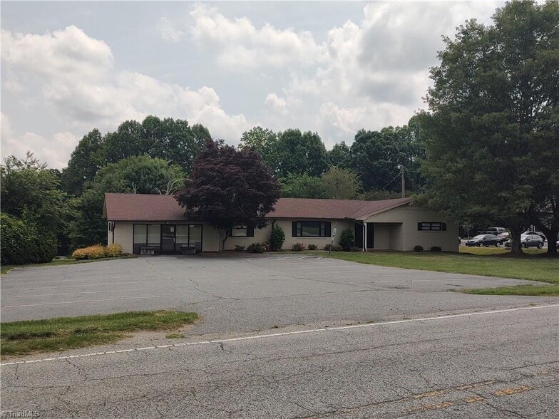 More Photos Of 11362 Old US Highway 52, Winston-Salem Office For Sale