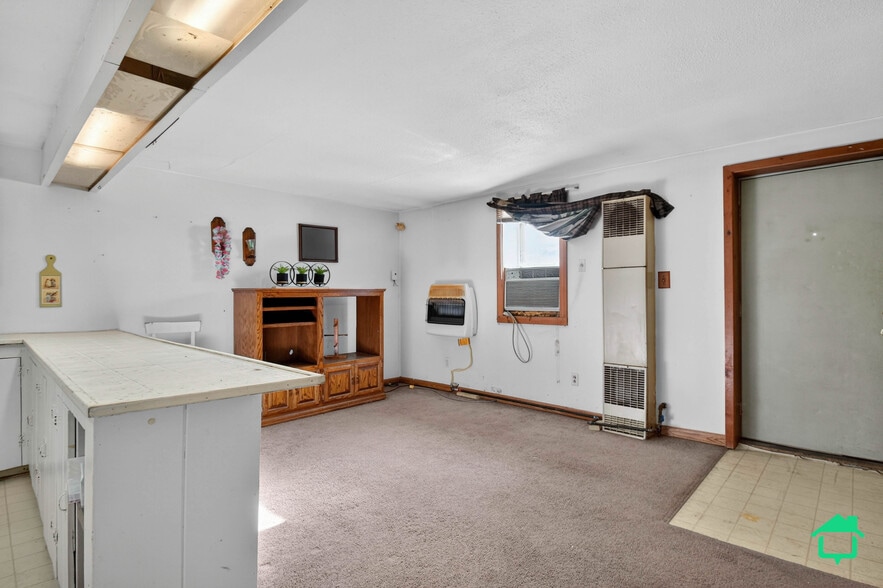 More Photos Of 12763 Ostrander Rd, Maybee Supermarket For Sale