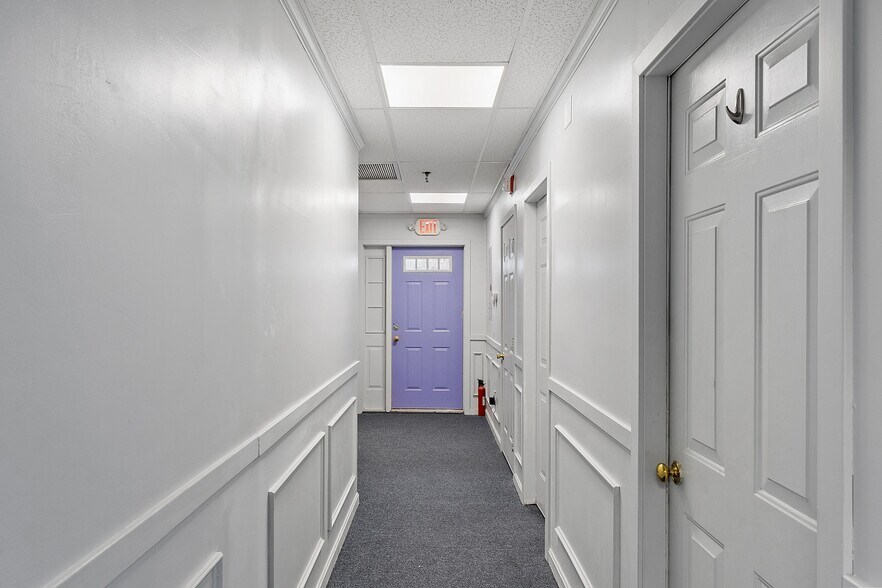 More Photos Of 200 Walnut St, Saugus Storefront Retail Office For Sale