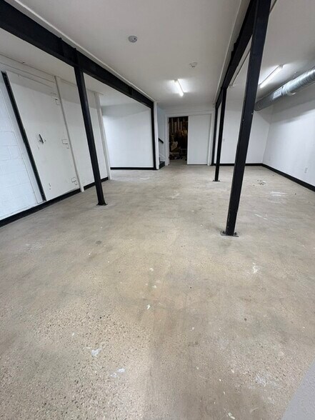 More Photos Of 915 Dallas St, San Antonio Loft Creative Space For Lease