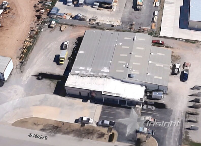 More Photos Of 810-812 SE 3rd St, Lawton Light Manufacturing For Sale