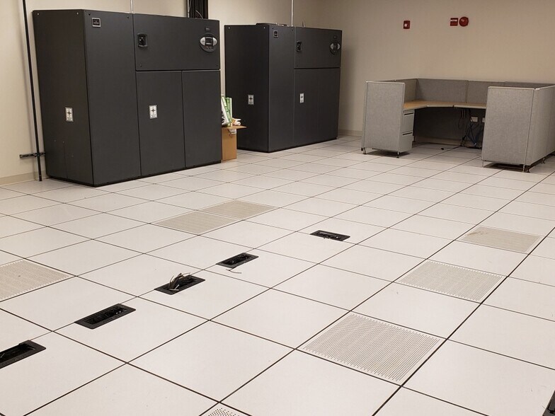 More Photos Of 3131 Spring Grove Ave, Cincinnati Warehouse For Lease