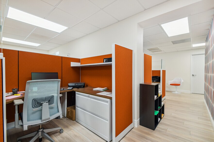 More Photos Of 1401 E 22nd Ave, Tampa Office For Sale