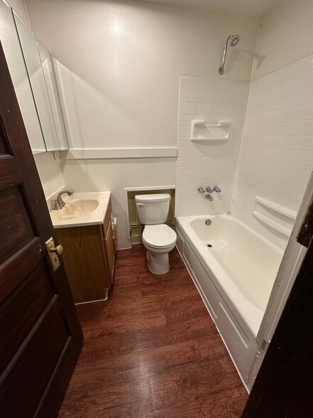 More Photos Of 904-914 24th St, San Diego Apartments For Sale