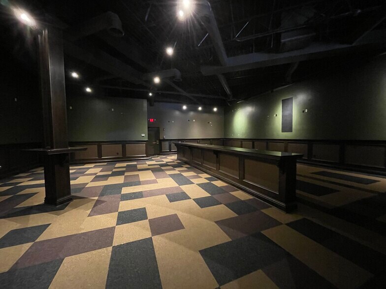 More Photos Of 1209-1279 Main St, Imperial General Retail For Lease