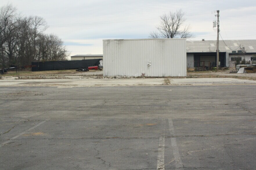 More Photos Of 1491 River St, Bowling Green Land For Lease