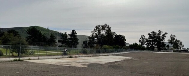 More Photos Of 256 W Stanley Ave, Ventura Land For Lease