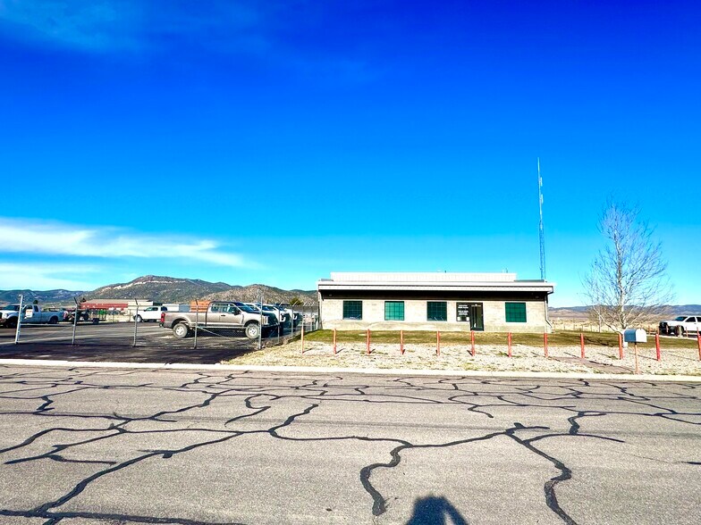 More Photos Of 1245 Alpha St, Ely Service For Sale