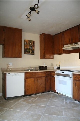 More Photos Of 1025 Crossing Brook Way, Tallahassee Apartments For Sale