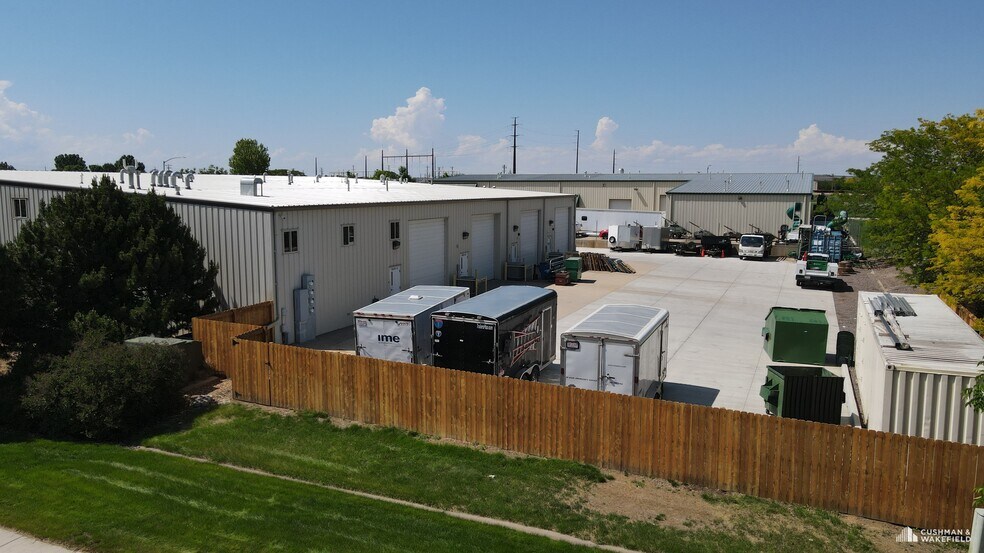 More Photos Of 609 Technology Cir, Windsor Flex For Lease