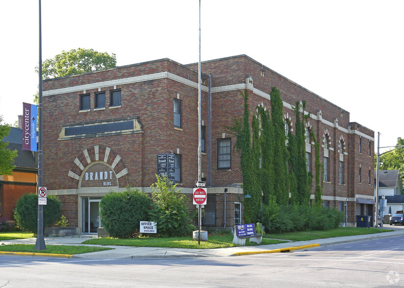 Primary Photo Of 443 Belgrade Ave, North Mankato Loft Creative Space For Sale