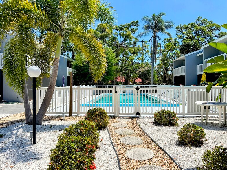More Photos Of 2740-2748 Proctor Rd, Sarasota Apartments For Sale