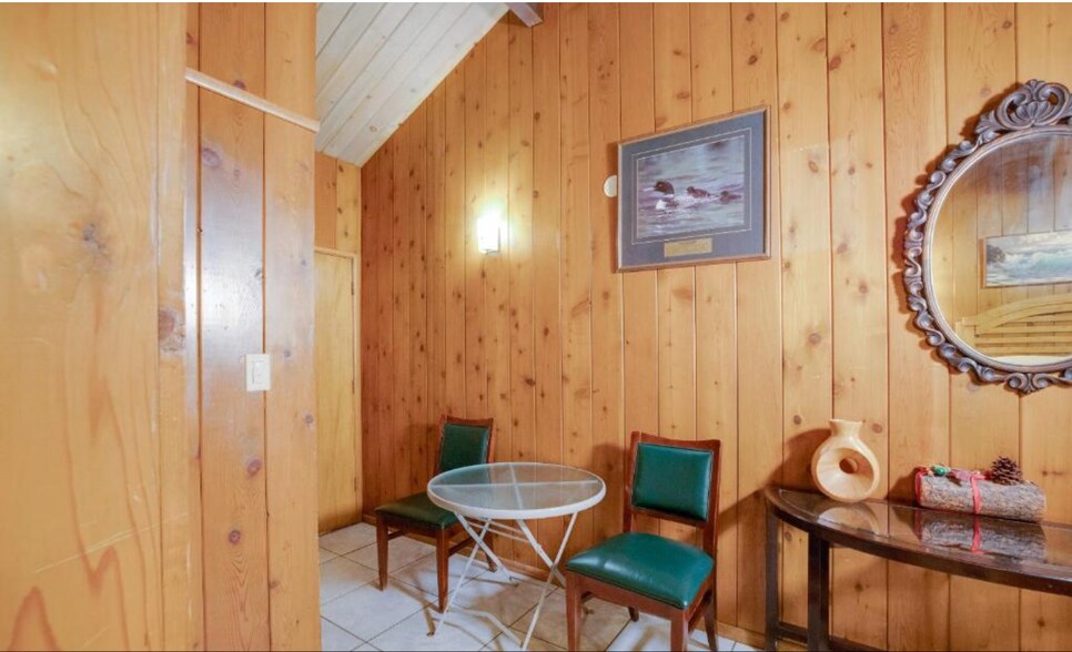 More Photos Of 27992 Rainbow Dr, Lake Arrowhead Hospitality For Sale