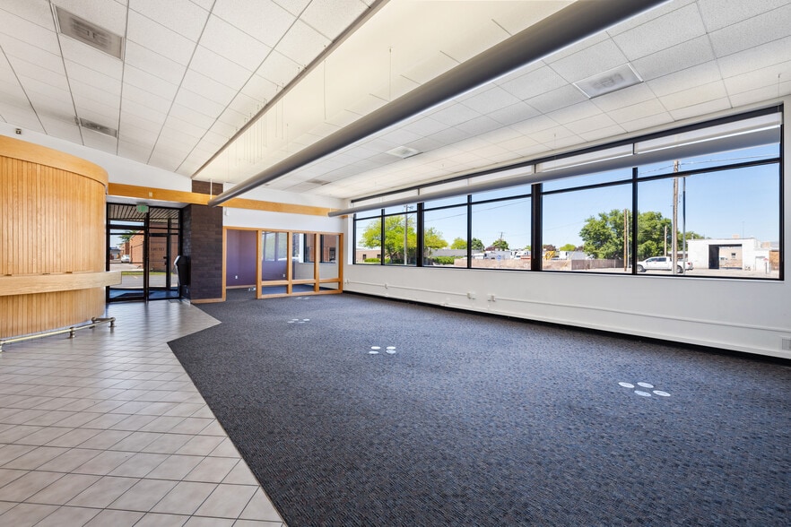 More Photos Of 2714 S 300 W, Salt Lake City Bank For Sale