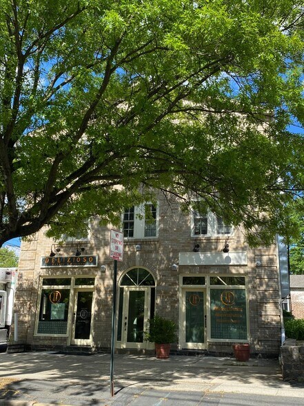 More Photos Of 201-205 Witherspoon St, Princeton Office Residential For Lease