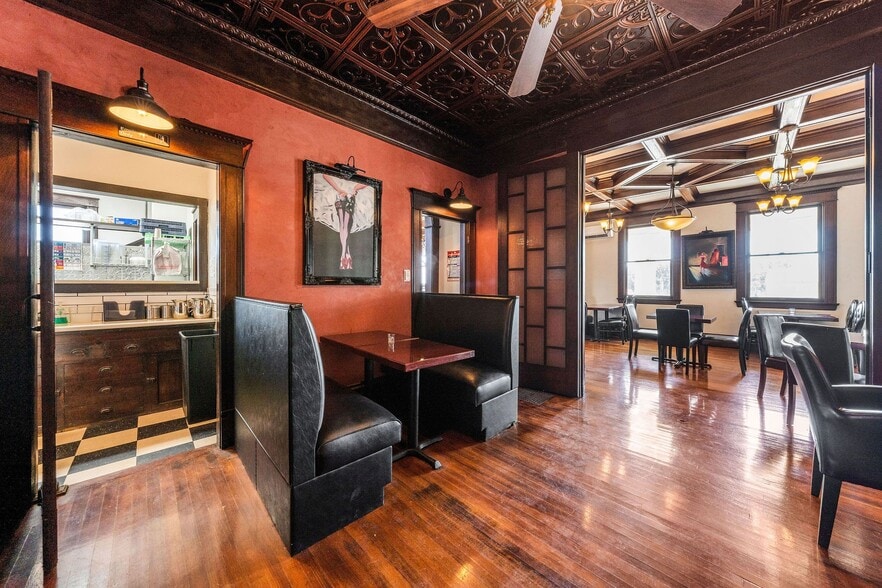 More Photos Of 312 N Central Ave, Cameron Restaurant For Sale