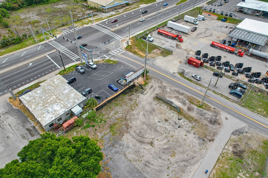 More Photos Of 3535-3555 N Highway 1, Cocoa Serviced Offices For Sale