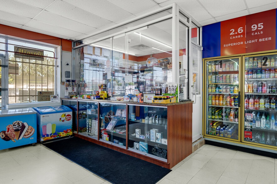 More Photos Of 4255 S Kirkwood Rd, Houston Storefront For Sale